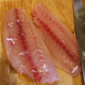 イトヨリの胡麻だしレモン 白身の淡白なお味 レシピ 作り方 By ゆうsaien 楽天レシピ イトヨリの胡麻だしレモン 白身の淡白なお味 レシピ 作り方 By ゆうsaien 楽天レシピ